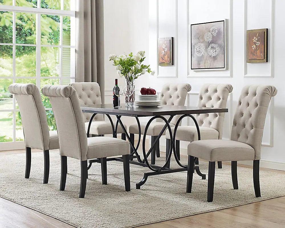 Ensemble table et chaises pour l'extérieur