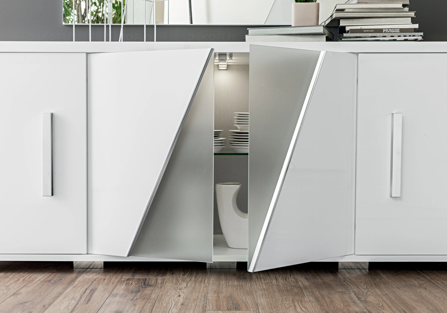 Buffet Blanc Moderne et Raffiné – Élégance italienne Collection LISA