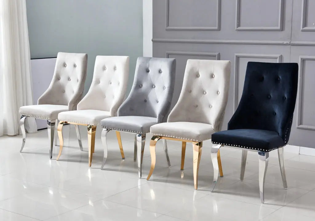 Chaise capitonnée cloutée gris LARA New Design