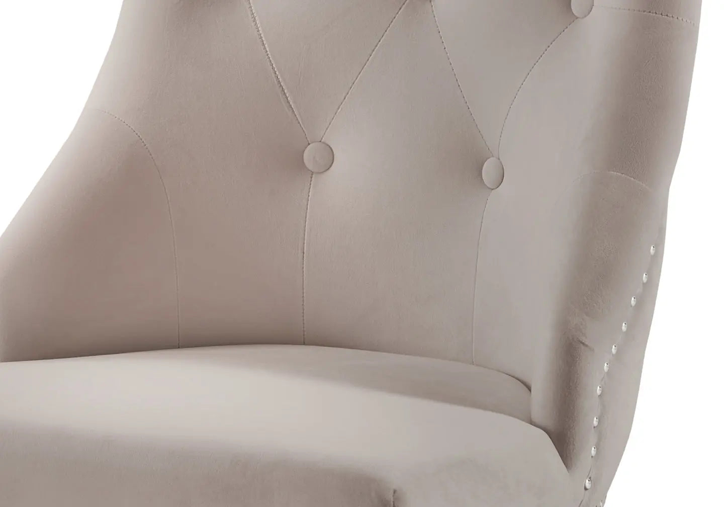 Chaise capitonnée cloutée moka LARA New Design