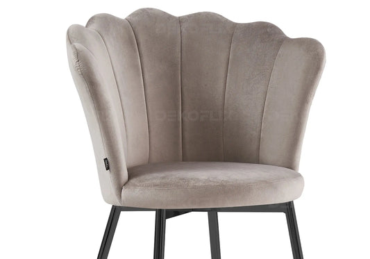 Chaise coquillage pied noir velours moka NYMEA New Design