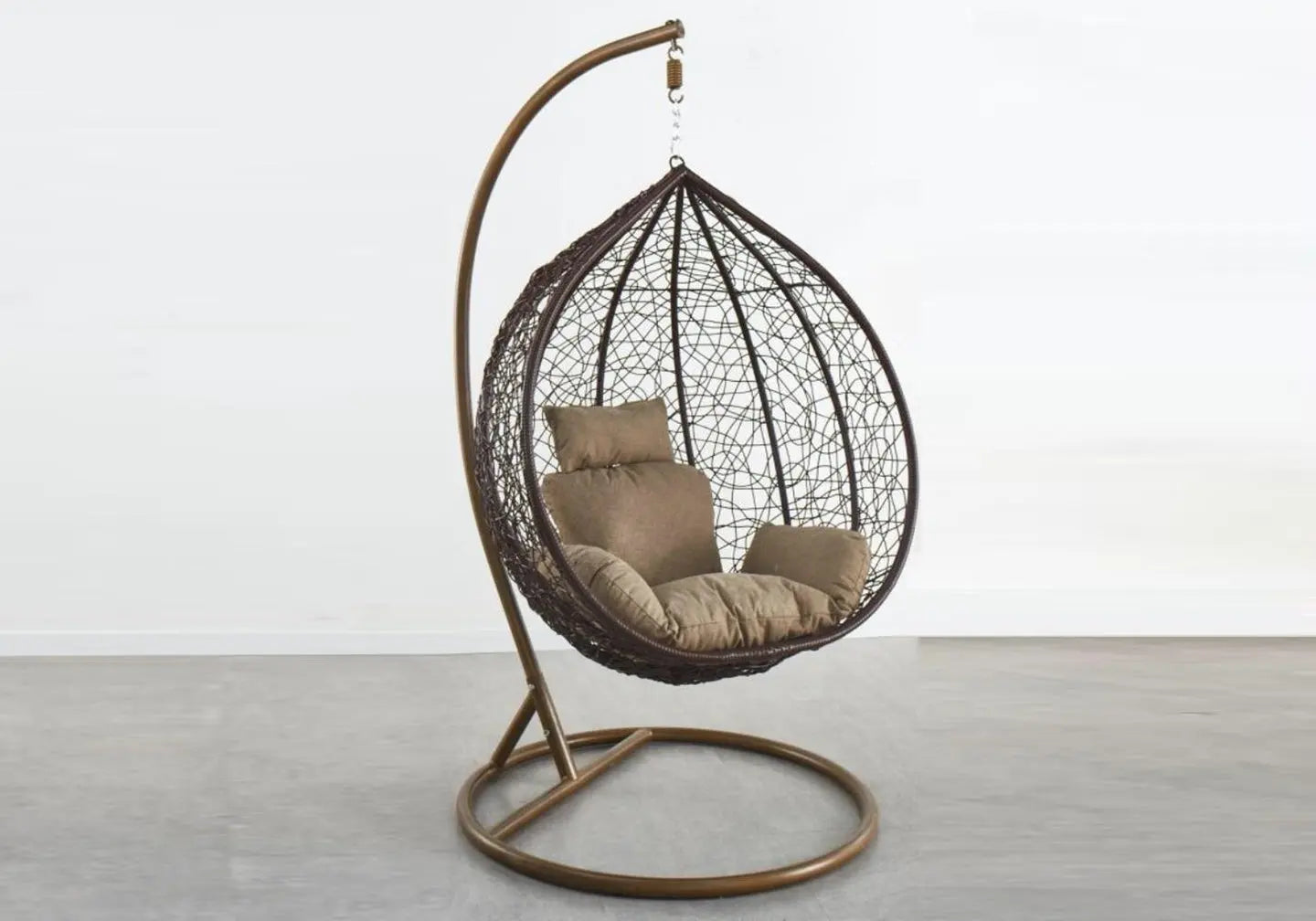 Fauteuil suspendu en rotin 194 cm Panier à bascule pliable avec armature et coussin pour Indoor Fauteuil suspendu en rotin 194 cm Panier à bascule pliable avec armature et coussin pour Indoor