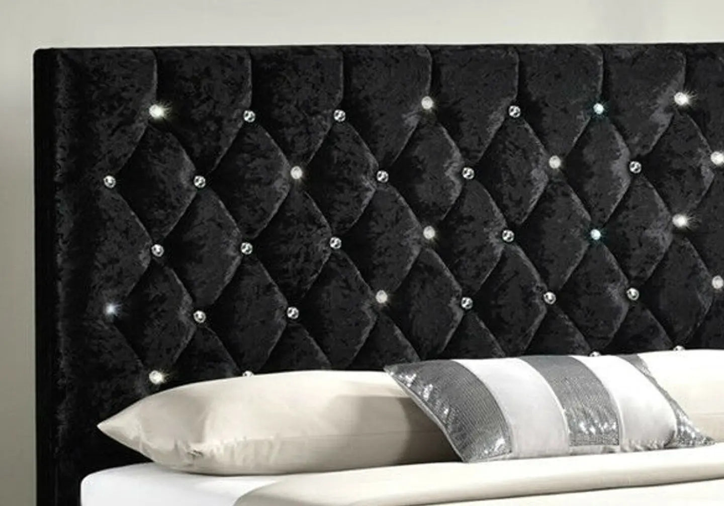 Lit velours noir capitonné strass ANIS New Design