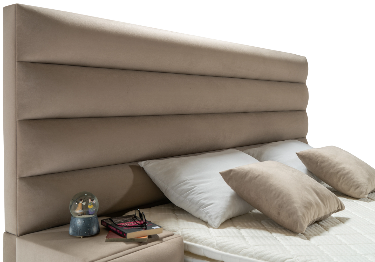 Lit coffre capitonné taupe avec système TV – WAVE