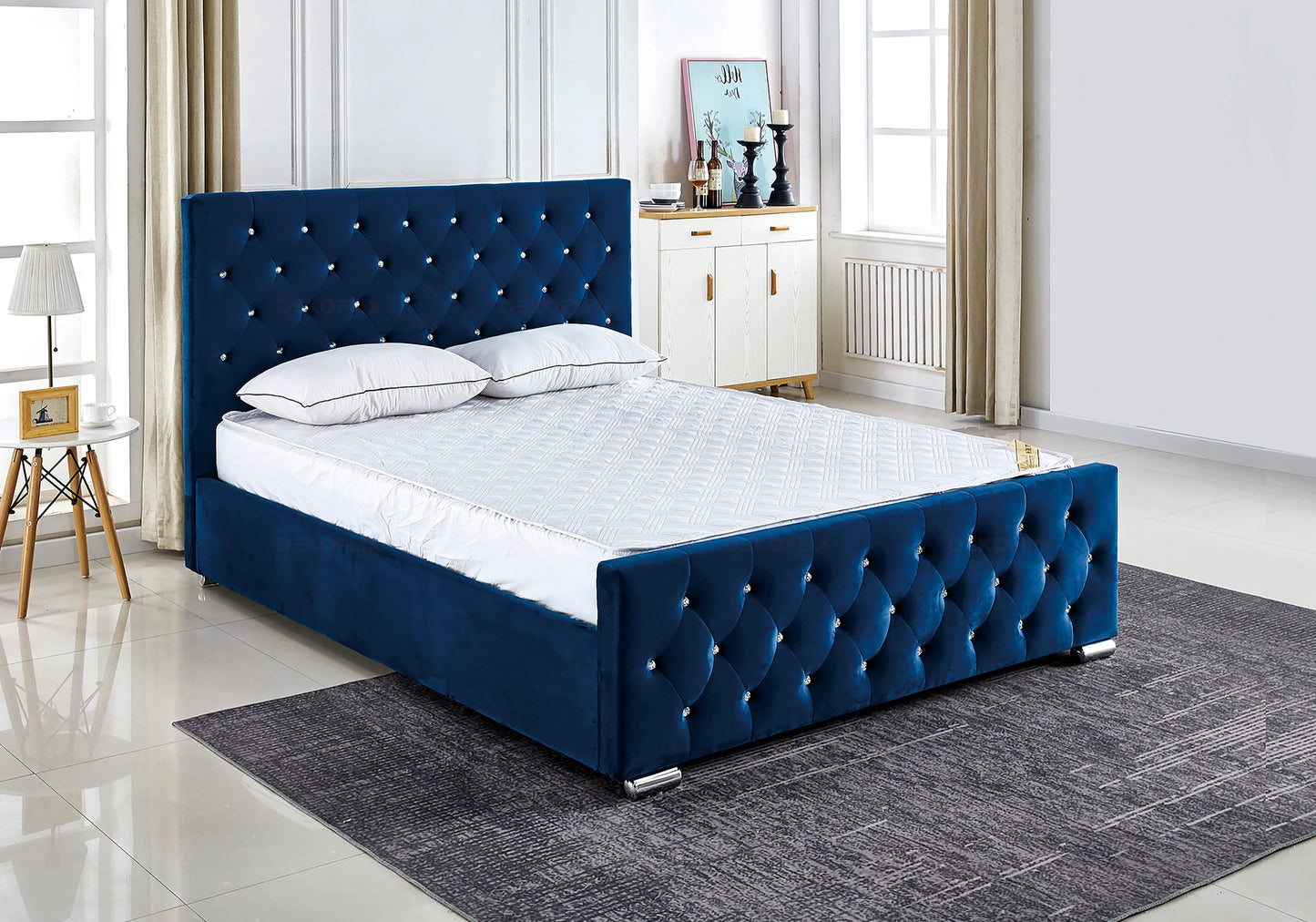 Lit double capitonné en velours bleu avec strass - ANIS