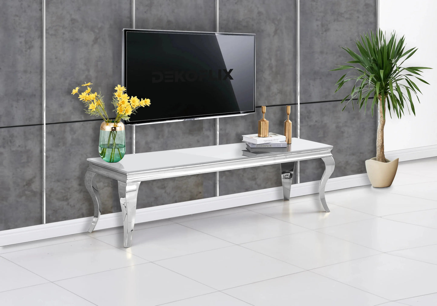 Salle à manger verre blanc chaises velours beige argent - NEO New Design