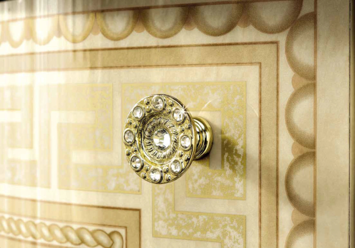 Salle à manger ronde baroque ivoire et or versace – IMPERIA
