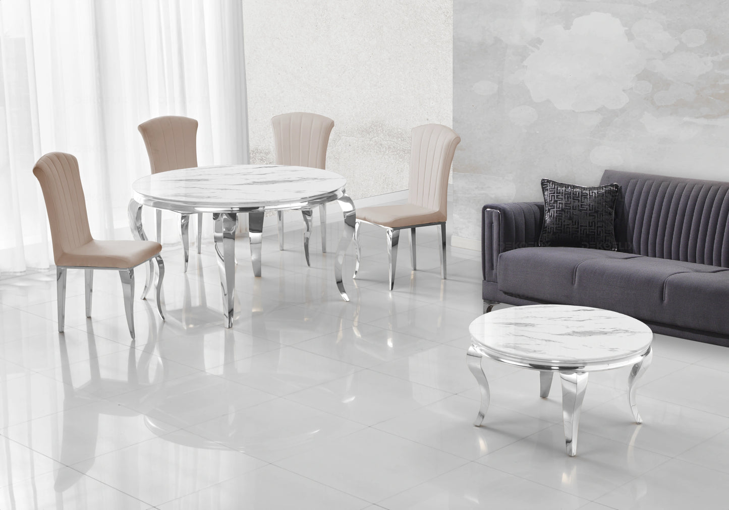 Salle à manger ronde marbre blanc pieds argentés chaises taupe – NEO