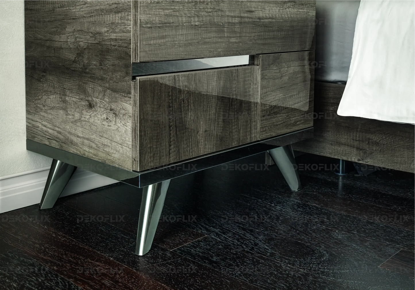 Table de Chevet Bois Nostalgique Design – Collection Medea Status