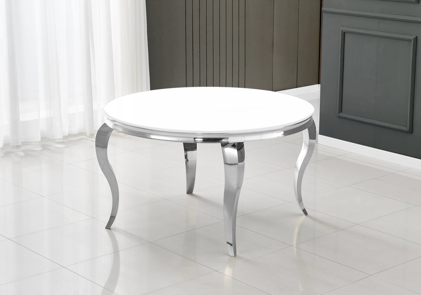 Table ronde verre blanc et chaises ardoise argentés – NEO