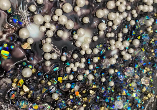 Tableau femme africaine cristaux dorés – NALA