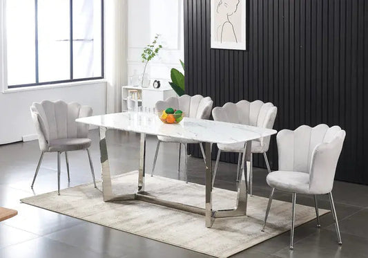 Chaises coquillage : qu'est-ce que c'est et comment intégrer ce style unique dans votre intérieur ?