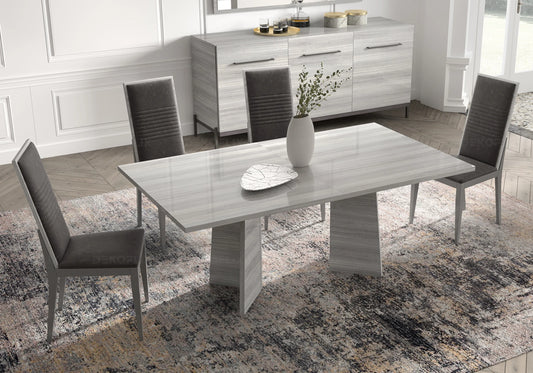 Table marbre blanc et chaises capitonnées taupe NEA