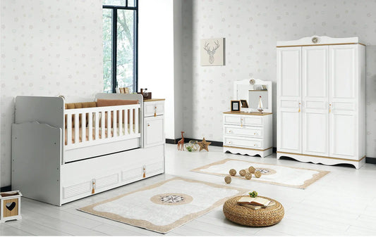 Découvrez Ensemble chambre bébé taupe LUNA