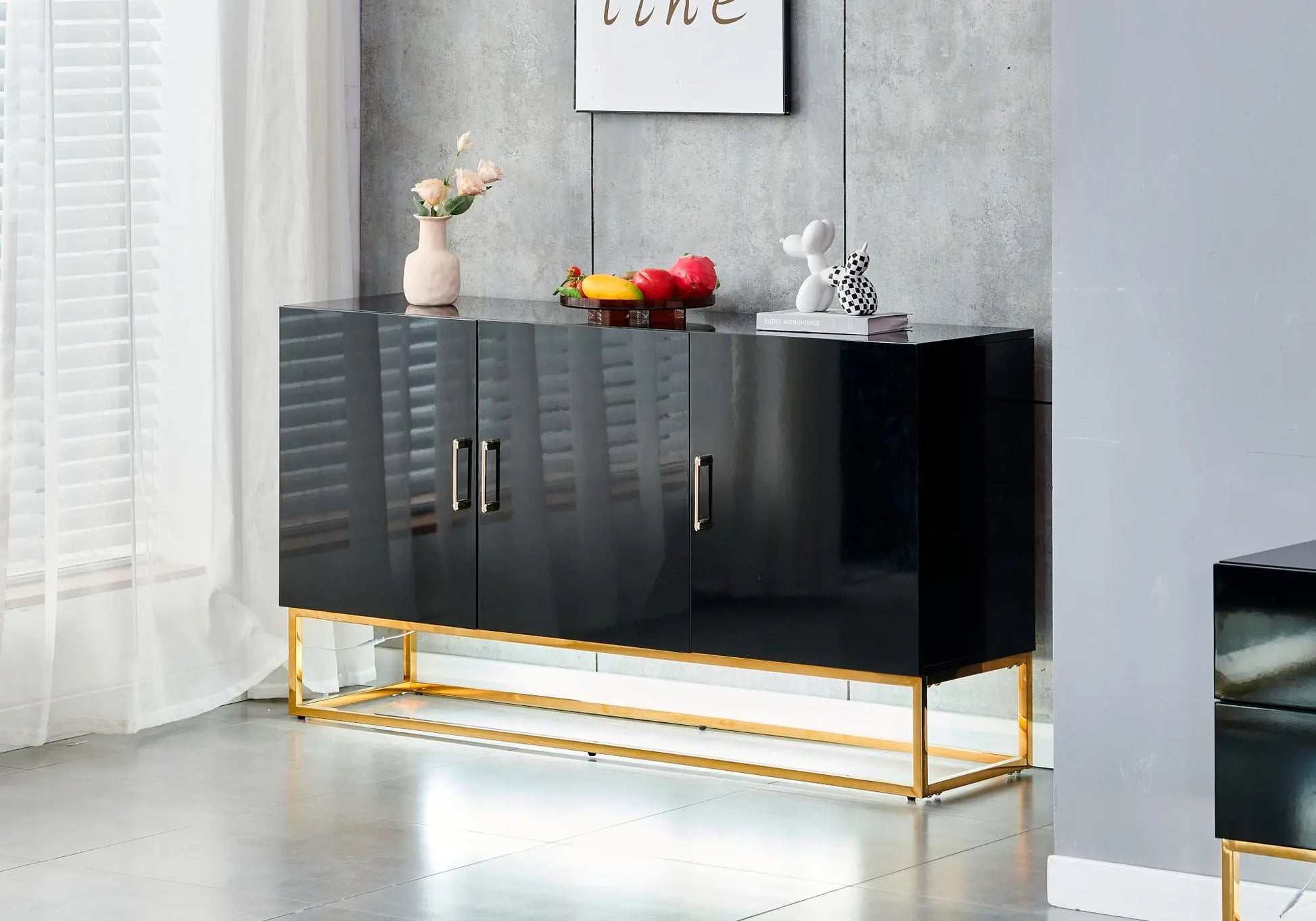 Buffet design doré laqué noir LINE New Design