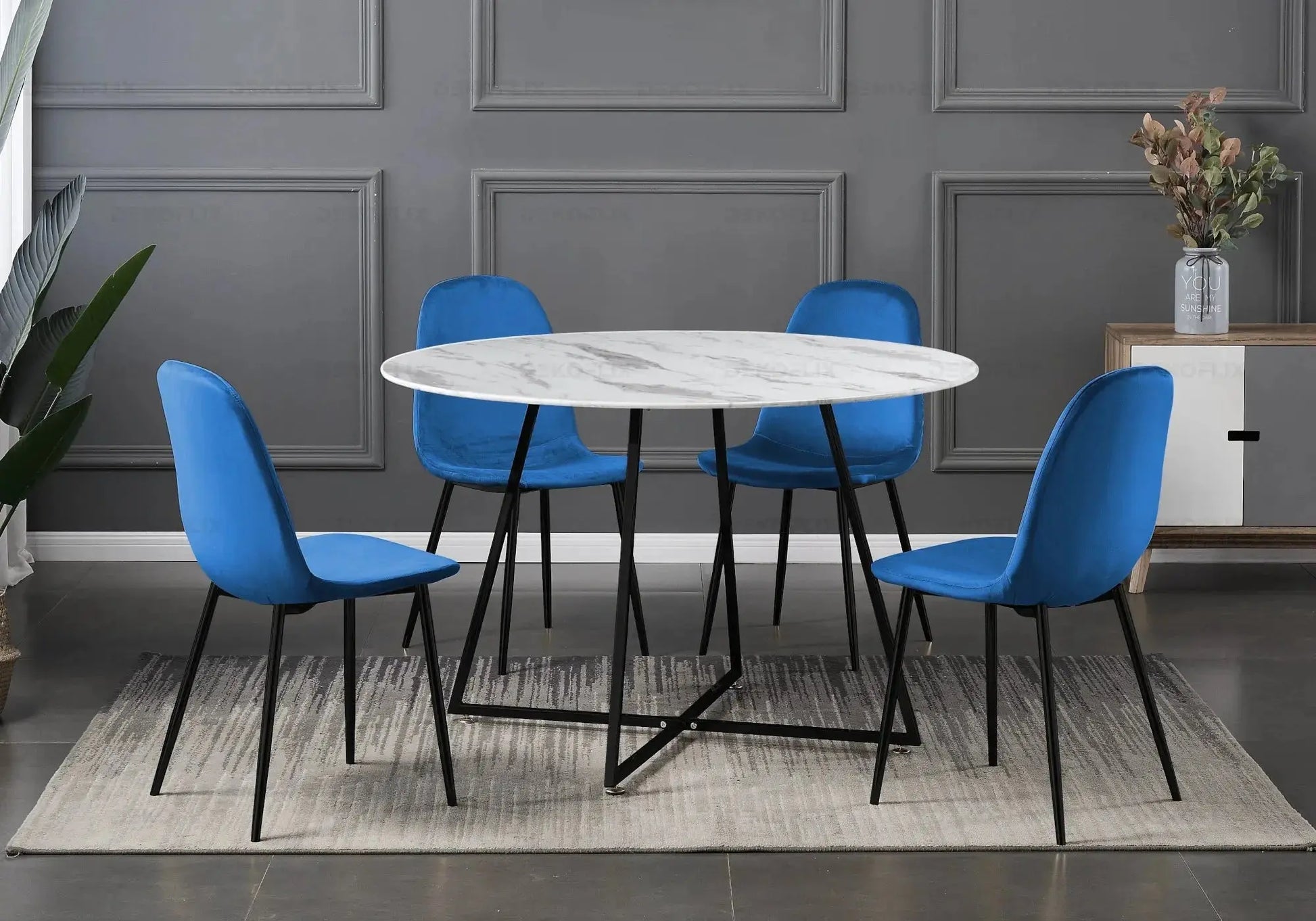 Ensemble table et chaises noires velours bleu GINA New Design