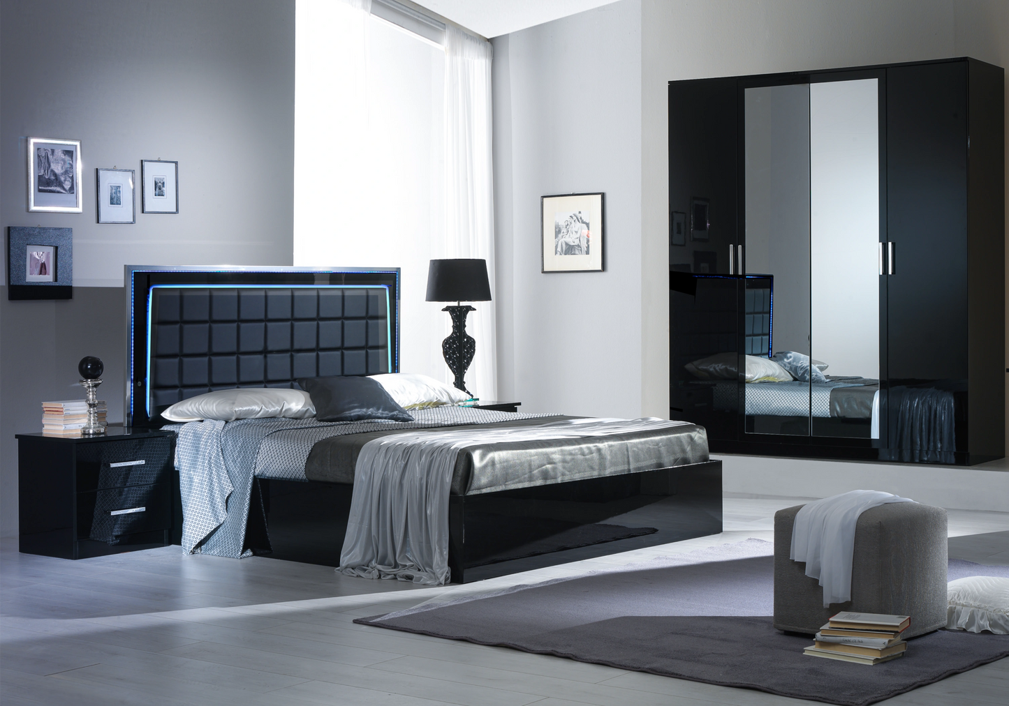 Chambre complète noire laquée capitonnée LED - LUCIA