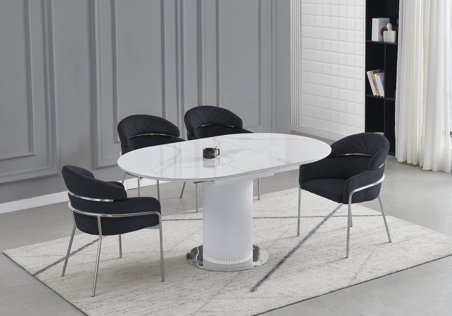 Chaise design velours noir pieds chromés – NOAM