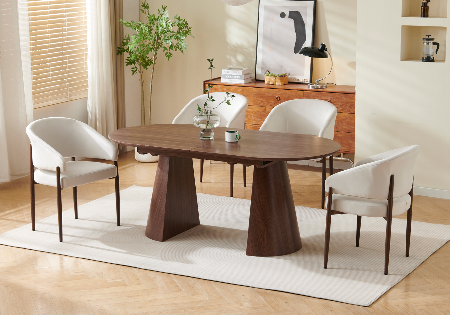 Ensemble table extensible noyer et chaises – Yumi