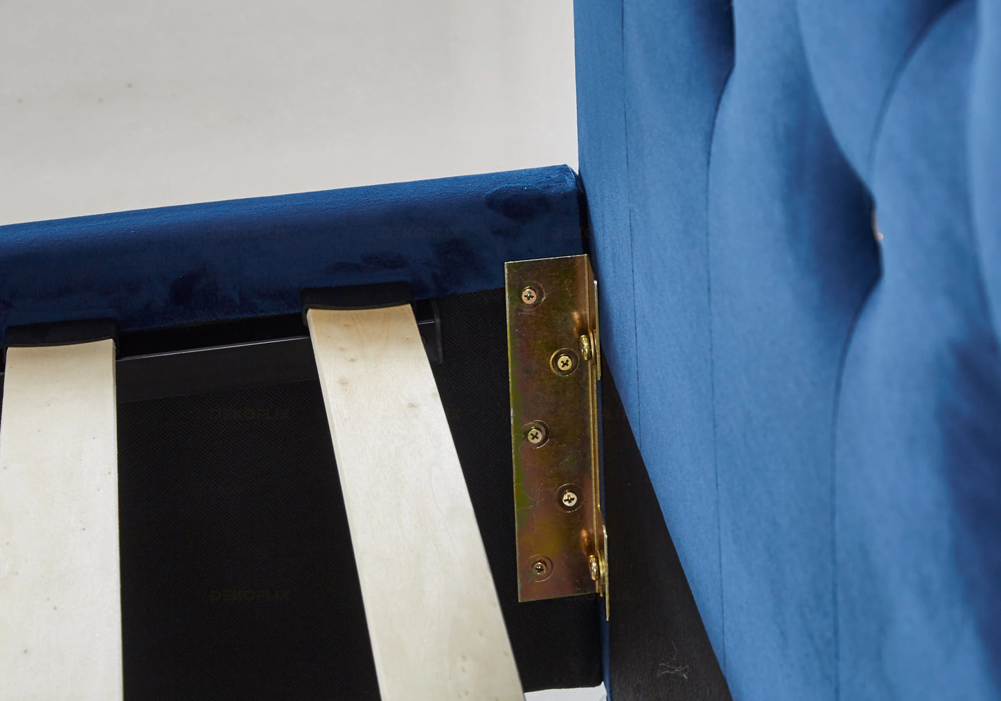 Lit double capitonné en velours bleu avec strass - ANIS