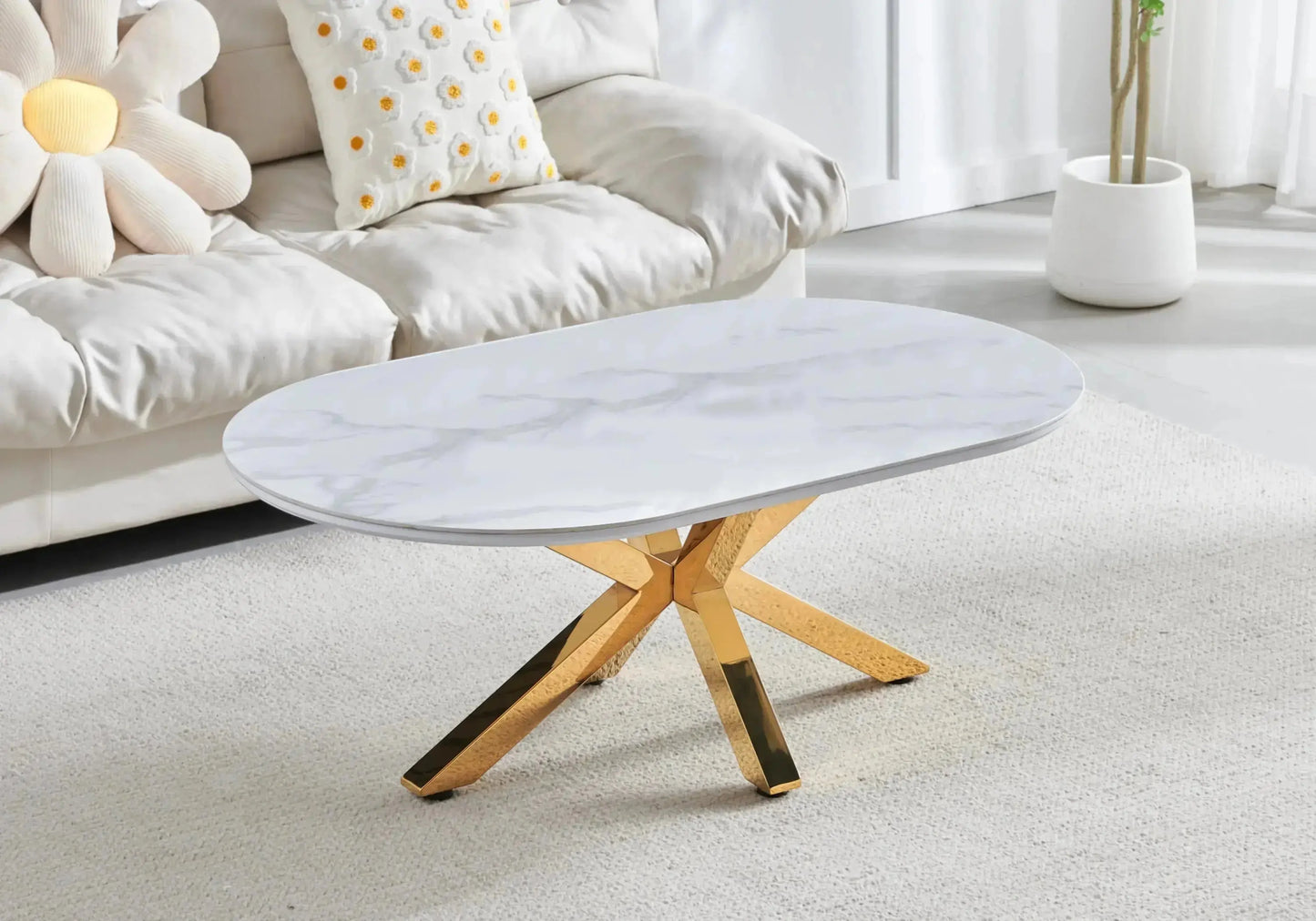 Table Marbre Blanc et Chaises Noires Dorés – NORA DEKOFLIX