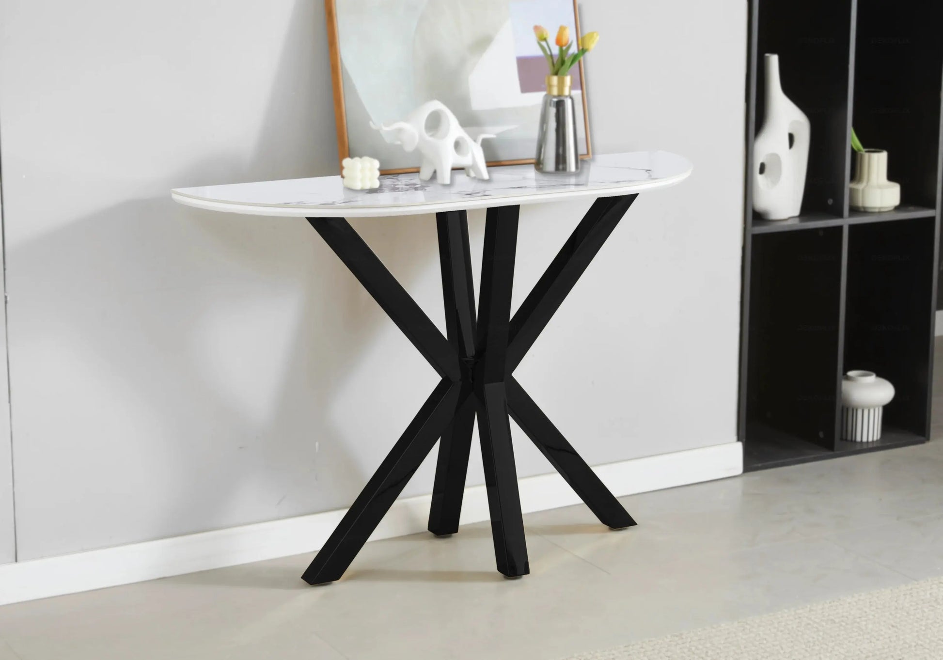 Table Marbre Blanc et Chaises Taupe Noirs – NORA Galerie du Mobilier