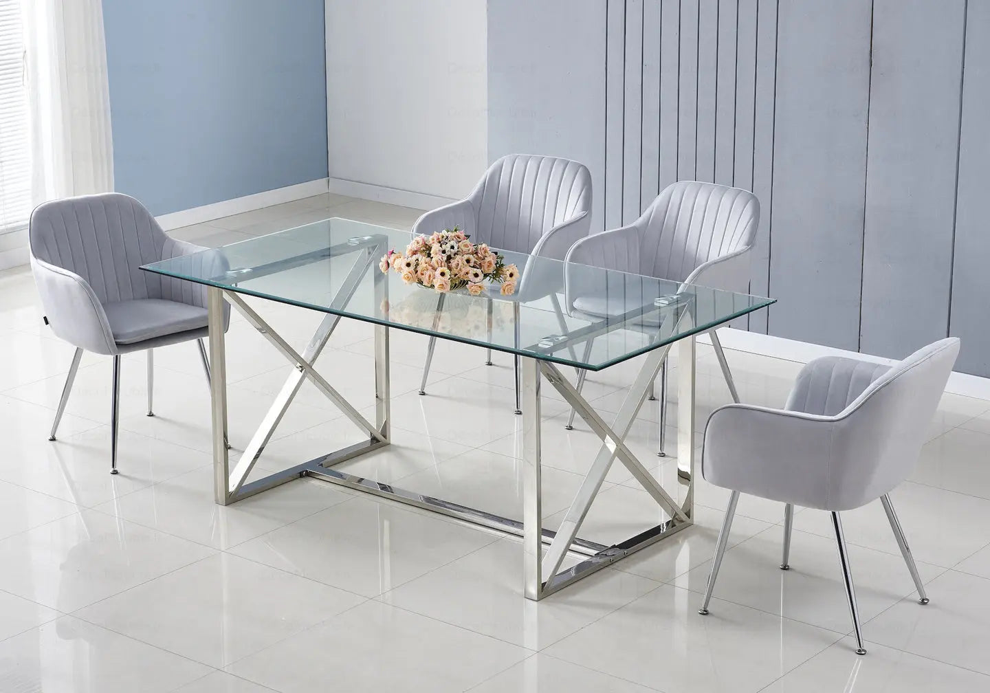 Table en verre et chaises grises AVAS New Design