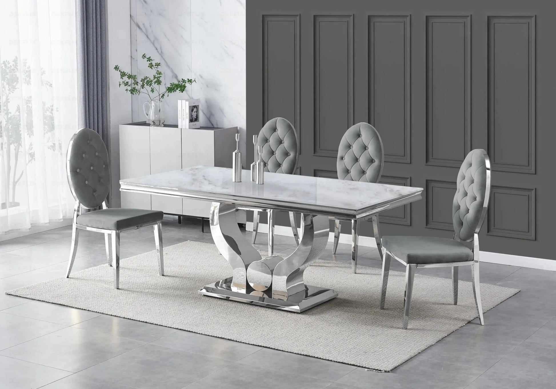 Table marbre beige et chaises capitonnées gris argent NEA New Design