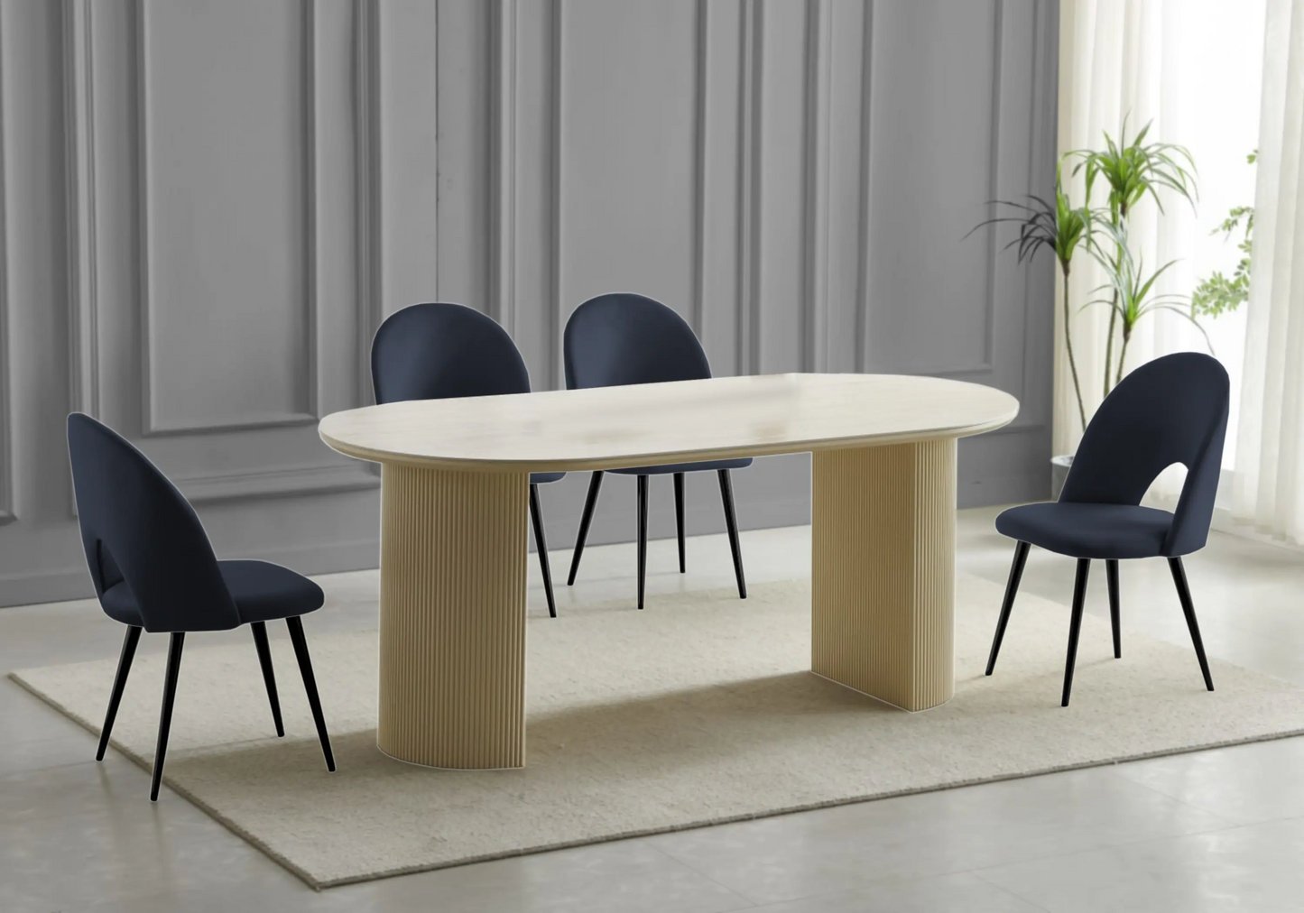 Table travertin beige et chaises velours noires – TERRA Galerie du Mobilier