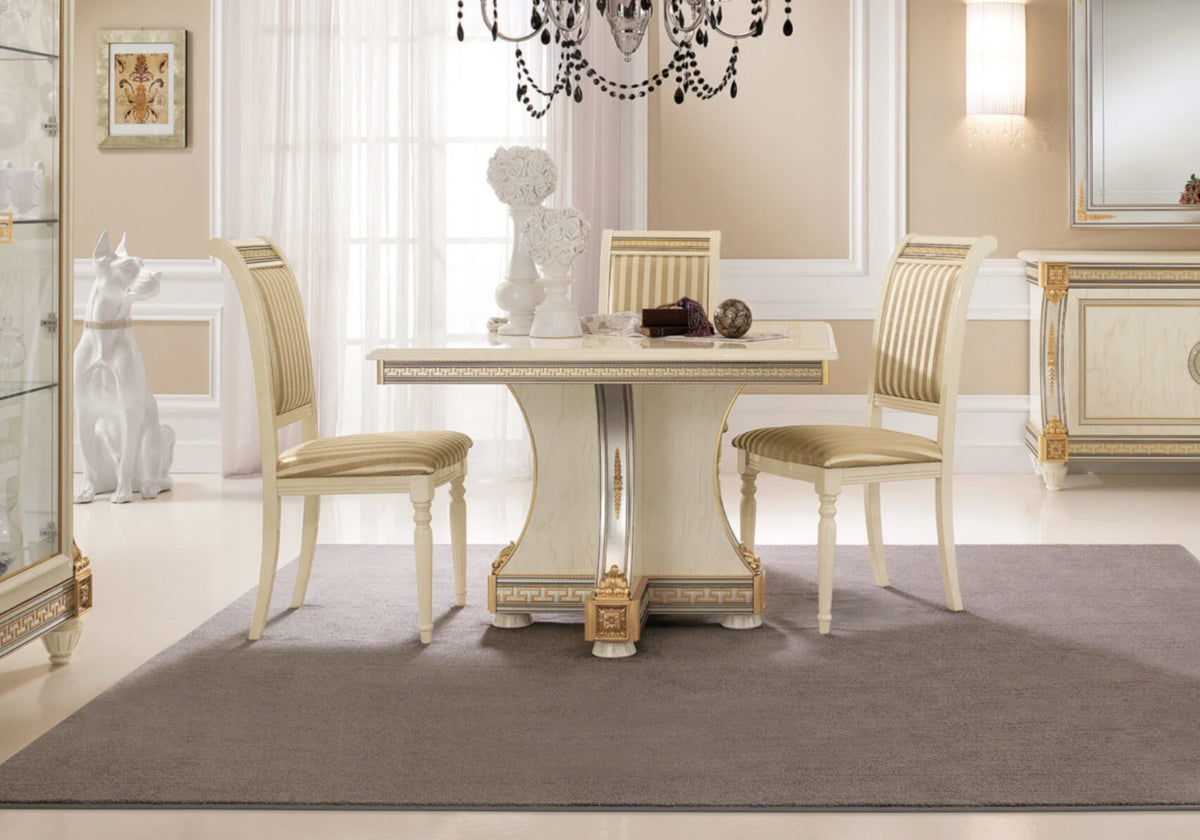 Chaise de table italienne tissu satiné et blanc laqué - Liberty