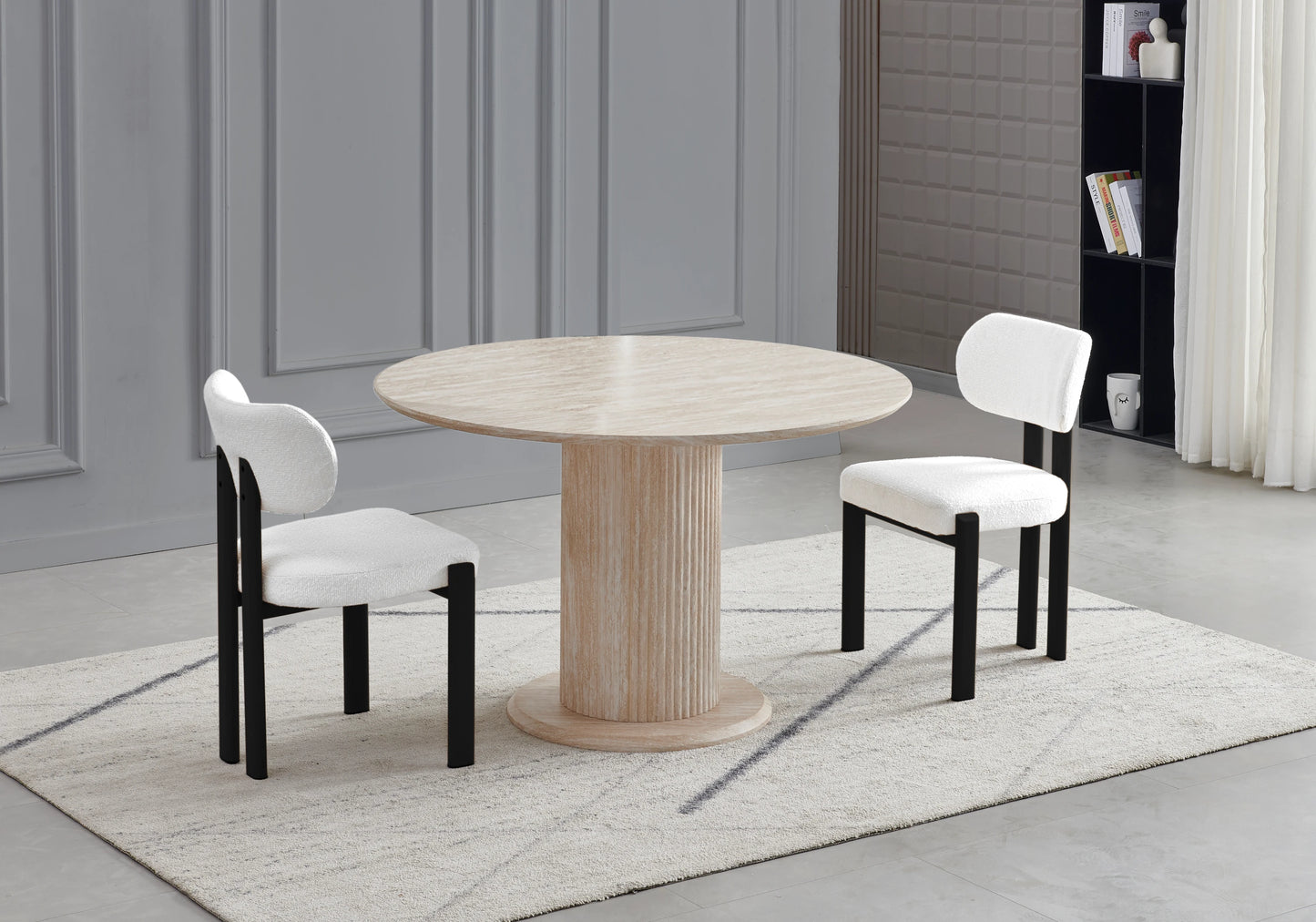 Chaises bouclées beiges pieds noirs scandinaves – INAYA