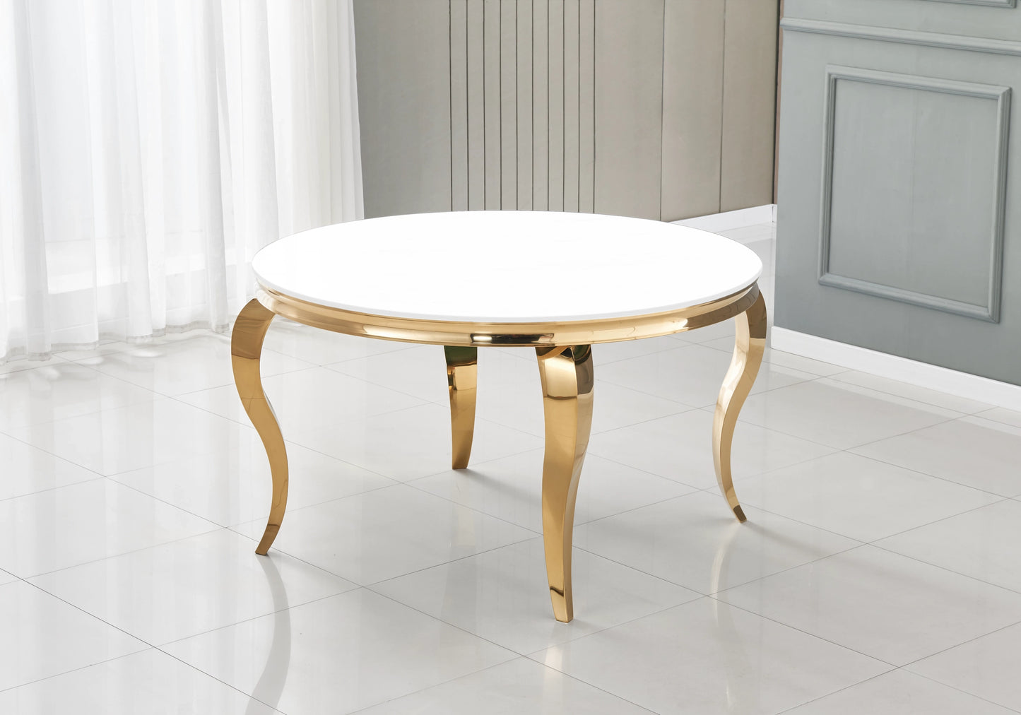 Table ronde verre blanc et chaises beige dorée – NEO